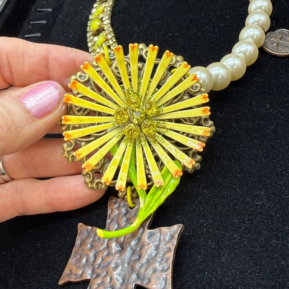 Adorned Crown Jewelry assemblage lemon rhinestone faux pearl flower necklace