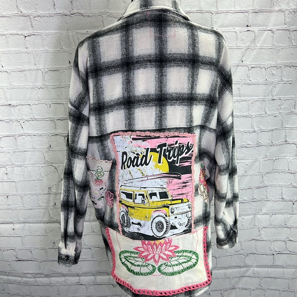 Adorned Crown Textiles Assemblage Road Trips Flannel size medium NWT