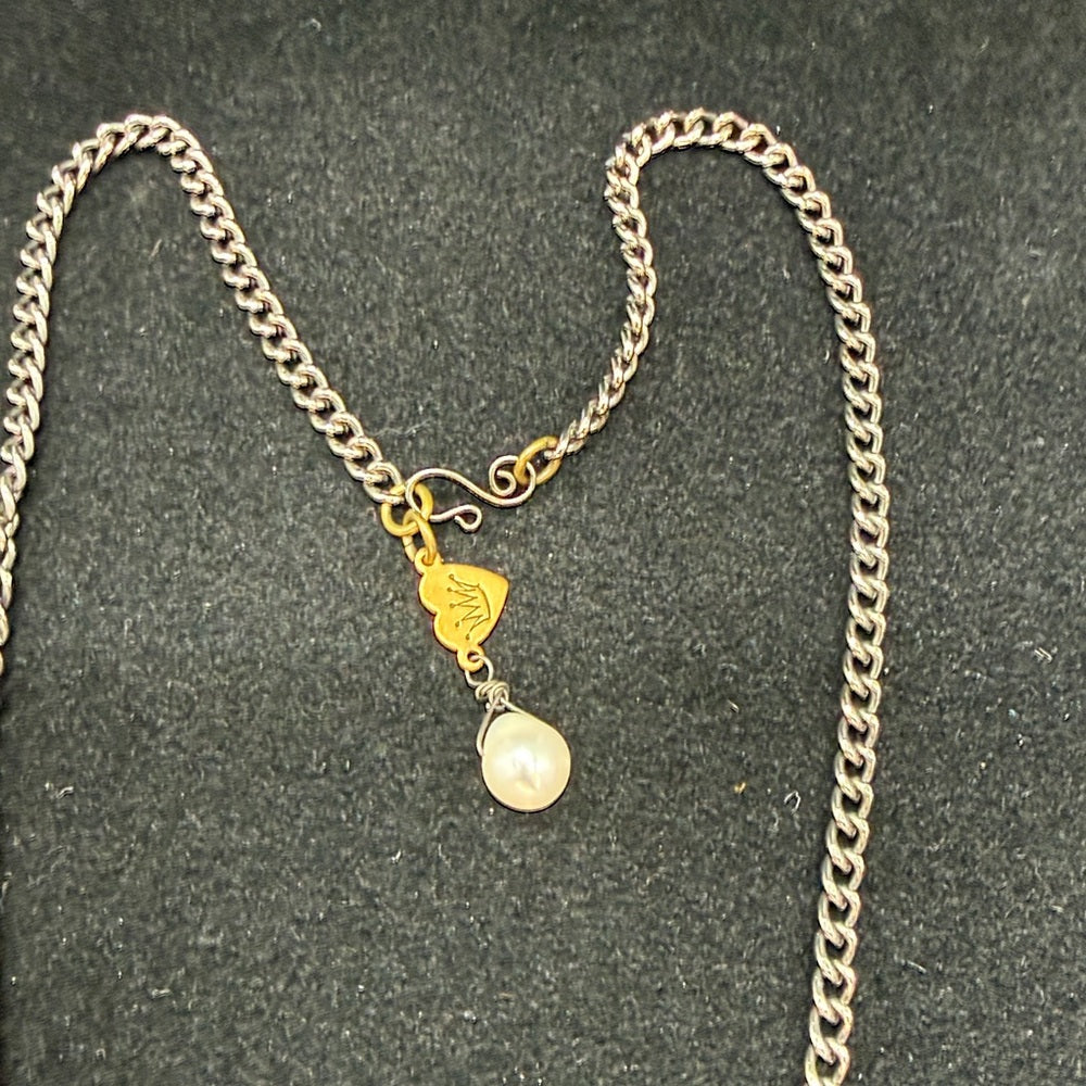 Adorned Crown Jewelry assemblage pearl gold bow necklace